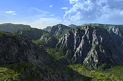 Side Valley
