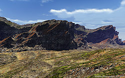 Leaning Mountains